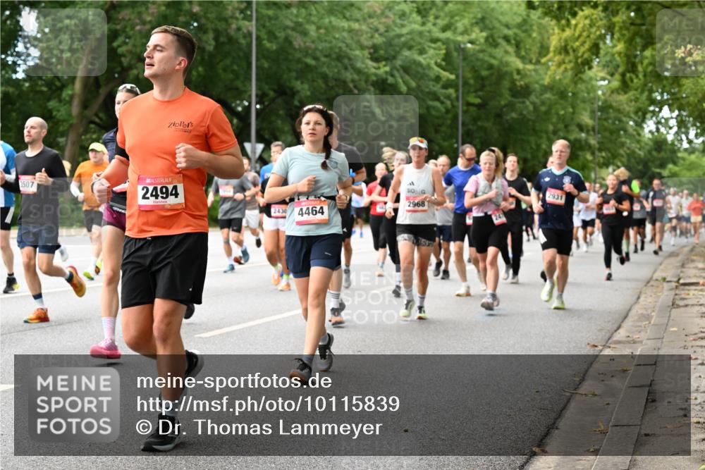 06.09.2026 - CURREX Alsterlauf Dr. Thomas Lammeyer http://msf.ph/oto/10115839 06.09.2026 09:11:38 Laufen 3507, 2494, 24304464, 2931, 2968 meine-sportfotos.de