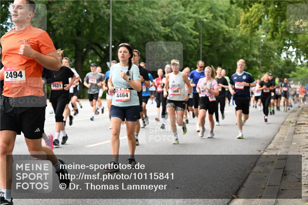 06.09.2026 - CURREX Alsterlauf Dr. Thomas Lammeyer http://msf.ph/oto/10115841 06.09.2026 09:11:39 Laufen 2494, 2621, 2968, 4464, 2931 meine-sportfotos.de