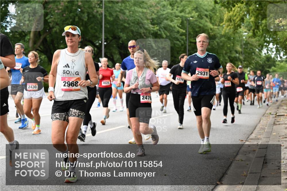 06.09.2026 - CURREX Alsterlauf Dr. Thomas Lammeyer http://msf.ph/oto/10115854 06.09.2026 09:11:40 Laufen 640, 2430, 2968, 4628, 2476, 6379, 2931, 653 meine-sportfotos.de