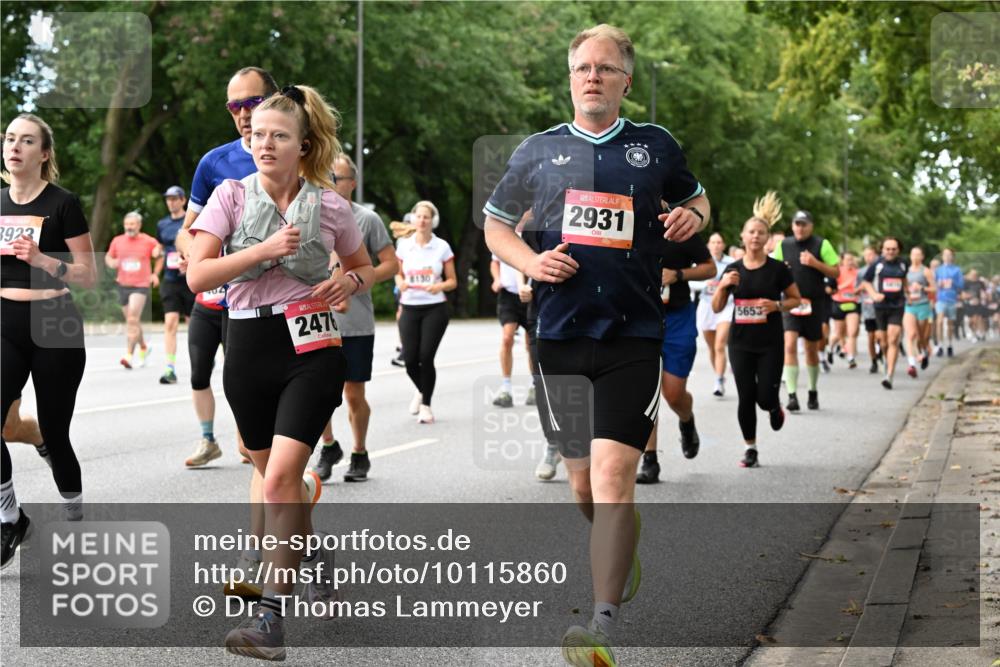 06.09.2026 - CURREX Alsterlauf Dr. Thomas Lammeyer http://msf.ph/oto/10115860 06.09.2026 09:11:41 Laufen 3923, 247, 8130, 2931, 5653 meine-sportfotos.de
