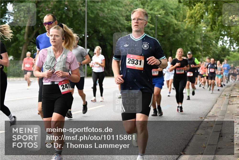 06.09.2026 - CURREX Alsterlauf Dr. Thomas Lammeyer http://msf.ph/oto/10115861 06.09.2026 09:11:42 Laufen 247, 2931, 5653, 377 meine-sportfotos.de