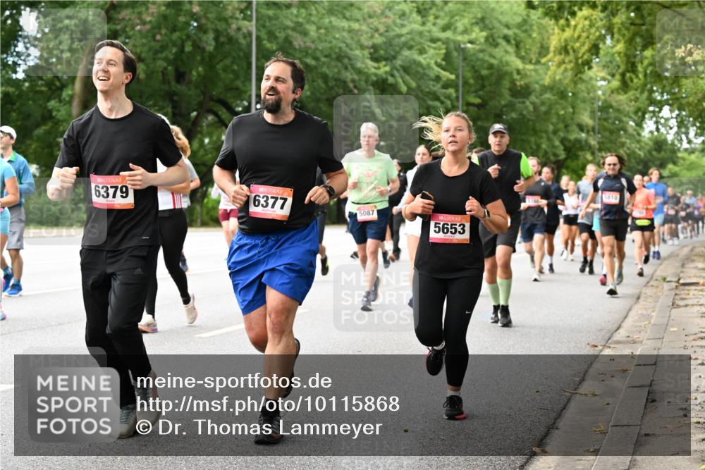 06.09.2026 - CURREX Alsterlauf Dr. Thomas Lammeyer http://msf.ph/oto/10115868 06.09.2026 09:11:43 Laufen 6379, 6377, 5087, 5653, 5810 meine-sportfotos.de