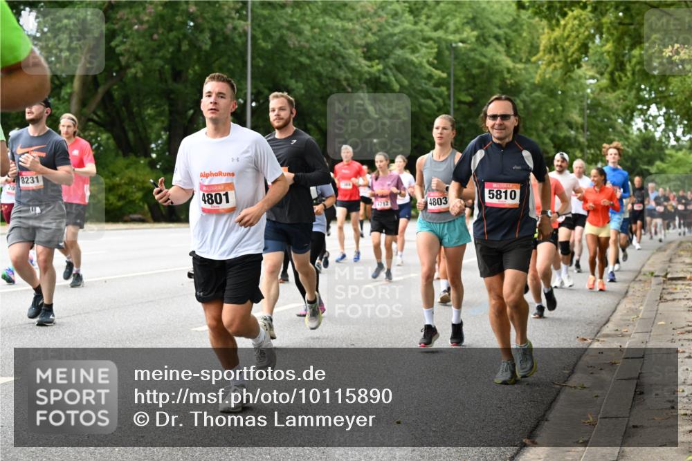 06.09.2026 - CURREX Alsterlauf Dr. Thomas Lammeyer http://msf.ph/oto/10115890 06.09.2026 09:11:46 Laufen 20, 8231, 4801, 4712, 4803, 5810 meine-sportfotos.de