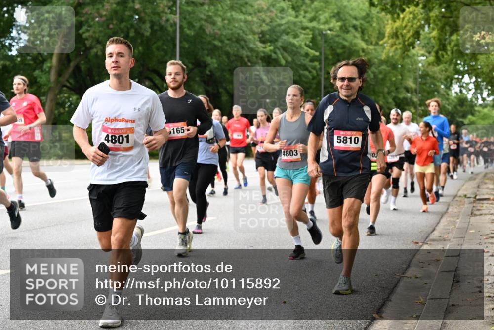 06.09.2026 - CURREX Alsterlauf Dr. Thomas Lammeyer http://msf.ph/oto/10115892 06.09.2026 09:11:47 Laufen 4801, 165, 4803, 5810 meine-sportfotos.de