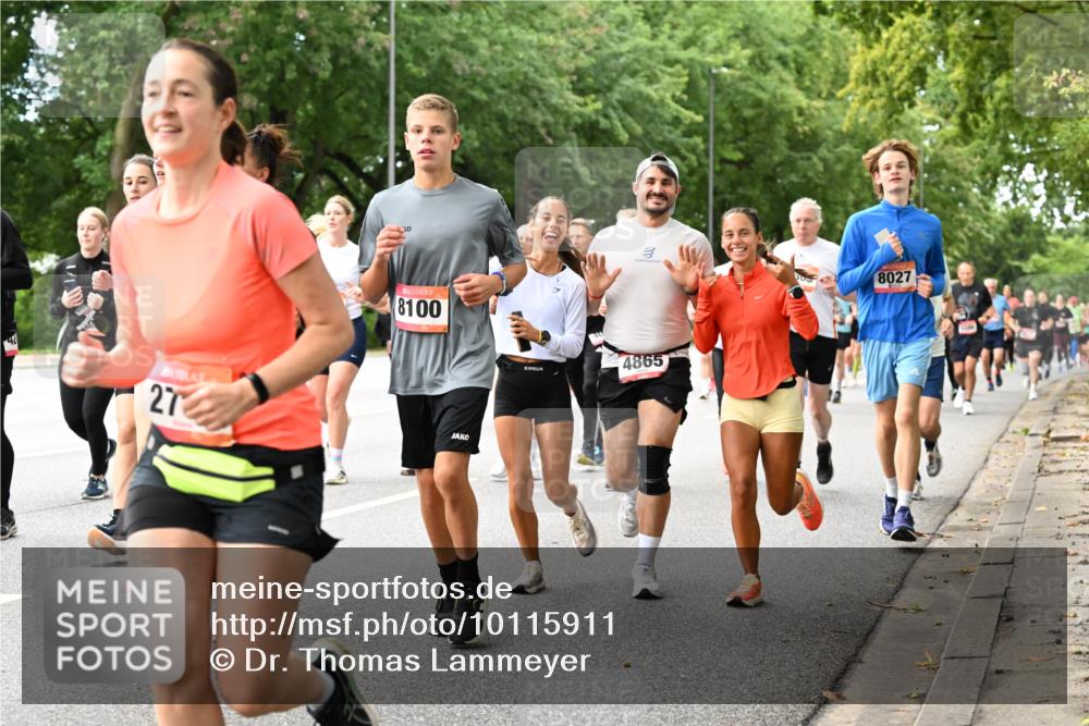 06.09.2026 - CURREX Alsterlauf Dr. Thomas Lammeyer http://msf.ph/oto/10115911 06.09.2026 09:11:49 Laufen 30, 8100, 27, 4865, 8027 meine-sportfotos.de