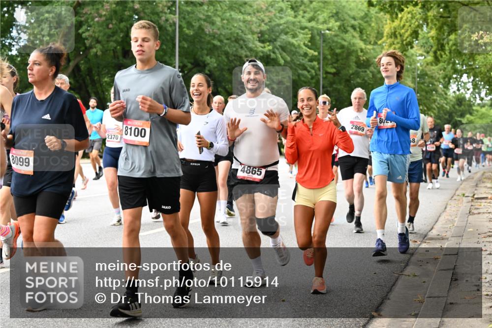 06.09.2026 - CURREX Alsterlauf Dr. Thomas Lammeyer http://msf.ph/oto/10115914 06.09.2026 09:11:50 Laufen 8099, 2370, 8100, 4865, 2869, 802, 58 meine-sportfotos.de