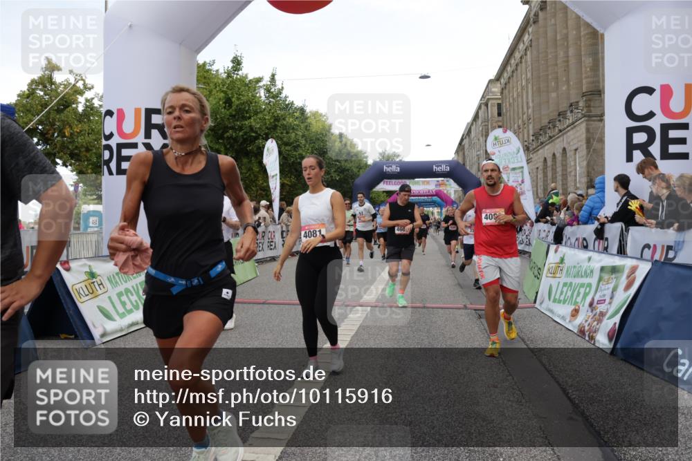 06.09.2026 - CURREX Alsterlauf Yannick Fuchs http://msf.ph/oto/10115916 06.09.2026 09:58:58 Ziel 2060, 2065, 2649, 2711, 2981, 3049, 3203, 3313, 3323, 3517, 3552, 3765, 4048, 4080, 4081, 4299, 4605, 4779, 5099, 5100, 5661, 6064, 6065, 6311, 8051, 8206, 8265, 8320 meine-sportfotos.de