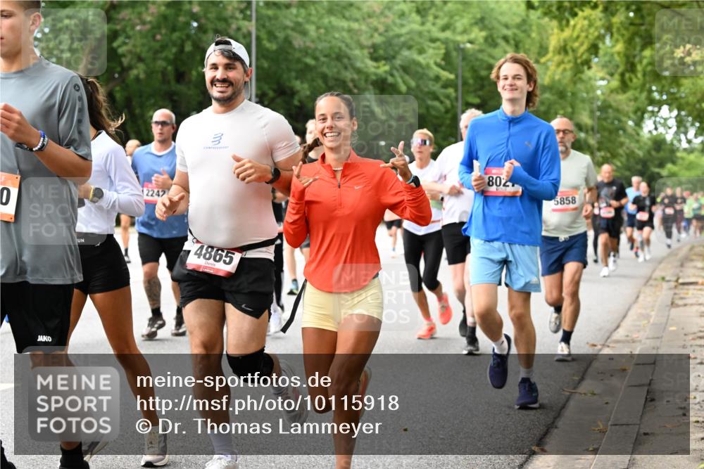 06.09.2026 - CURREX Alsterlauf Dr. Thomas Lammeyer http://msf.ph/oto/10115918 06.09.2026 09:11:50 Laufen 0, 2242, 4865, 802, 5858 meine-sportfotos.de