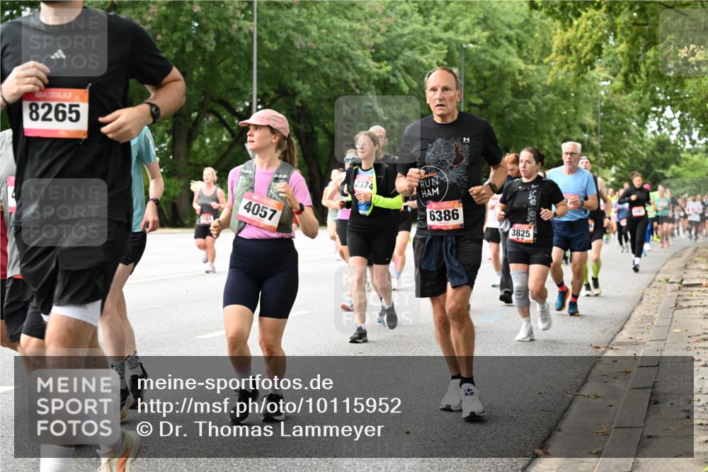 06.09.2026 - CURREX Alsterlauf Dr. Thomas Lammeyer http://msf.ph/oto/10115952 06.09.2026 09:11:56 Laufen 8265, 4057, 2374, 6386, 3825 meine-sportfotos.de