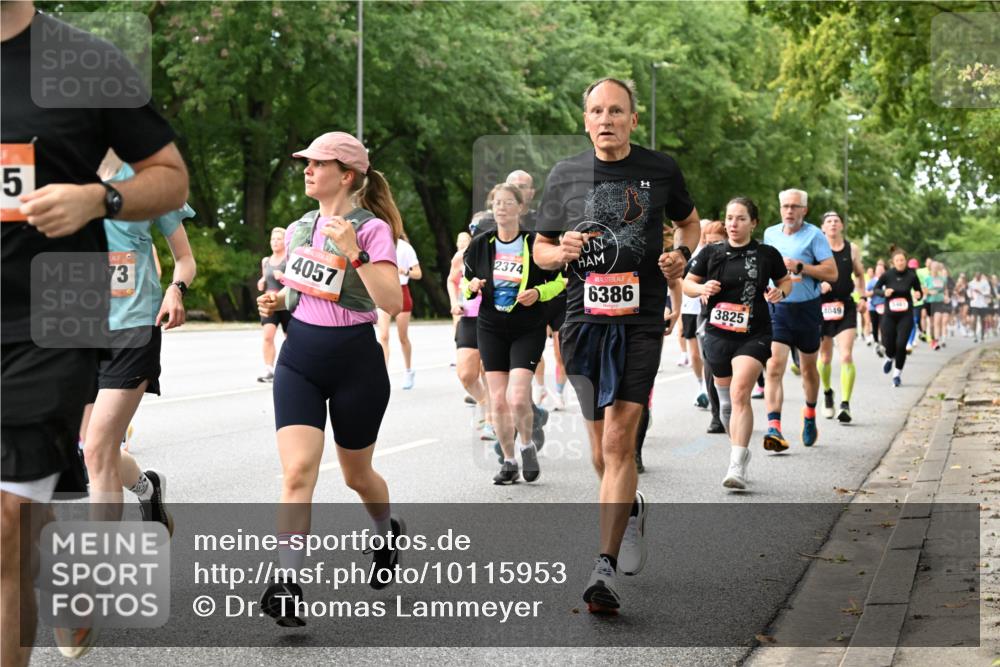 06.09.2026 - CURREX Alsterlauf Dr. Thomas Lammeyer http://msf.ph/oto/10115953 06.09.2026 09:11:56 Laufen 5, 73, 4057, 2374, 6386, 4049, 3825 meine-sportfotos.de
