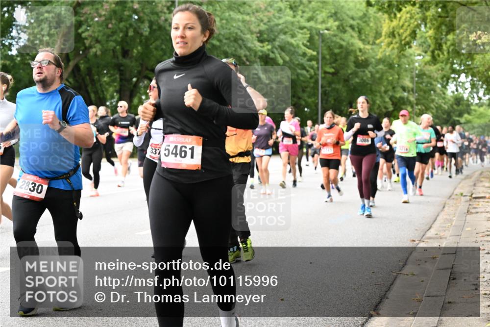 06.09.2026 - CURREX Alsterlauf Dr. Thomas Lammeyer http://msf.ph/oto/10115996 06.09.2026 09:12:02 Laufen 2830, 3375461, 2743, 3086 meine-sportfotos.de