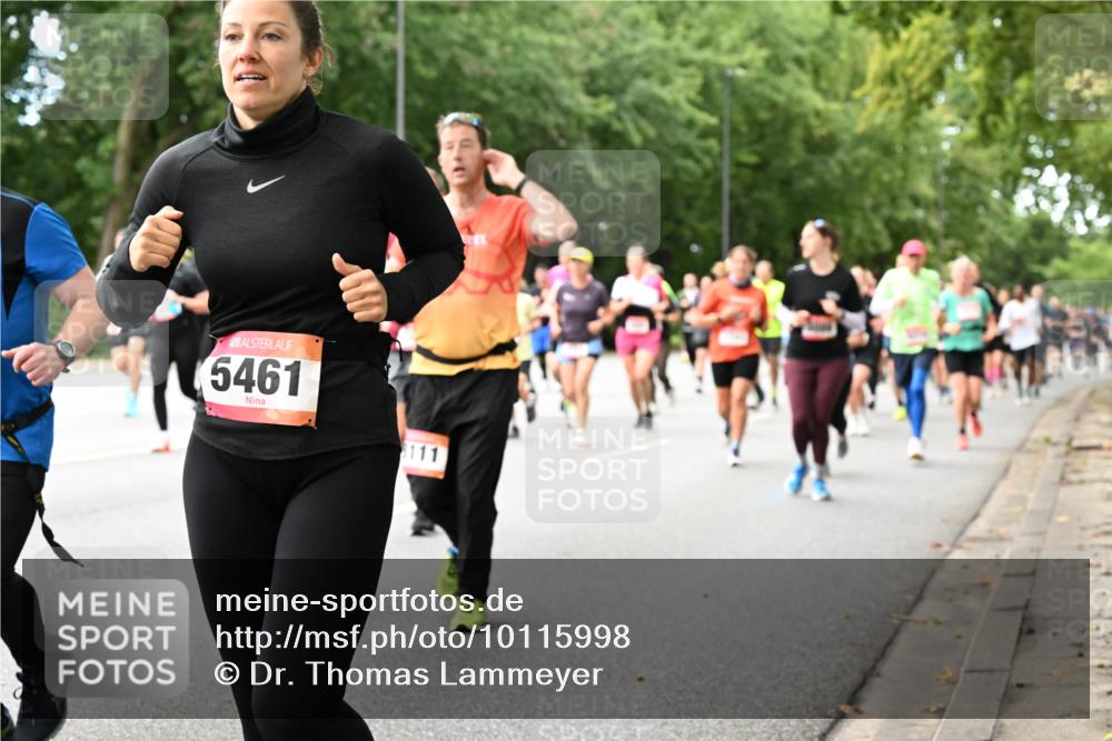 06.09.2026 - CURREX Alsterlauf Dr. Thomas Lammeyer http://msf.ph/oto/10115998 06.09.2026 09:12:03 Laufen 5461, 8111 meine-sportfotos.de