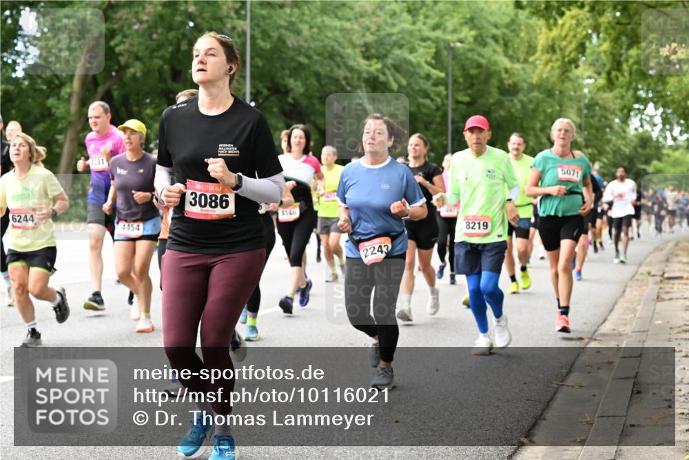 06.09.2026 - CURREX Alsterlauf Dr. Thomas Lammeyer http://msf.ph/oto/10116021 06.09.2026 09:12:06 Laufen 6244, 4454, 3086, 4146, 2243, 8219, 5071 meine-sportfotos.de