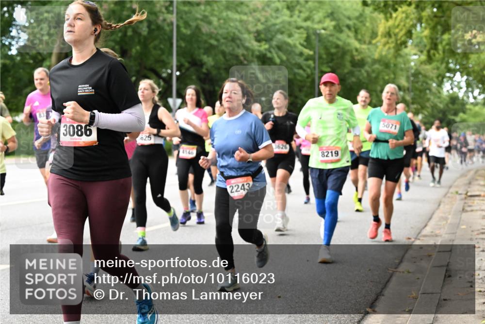 06.09.2026 - CURREX Alsterlauf Dr. Thomas Lammeyer http://msf.ph/oto/10116023 06.09.2026 09:12:06 Laufen 3086, 4146, 2243, 3626, 8219, 5071 meine-sportfotos.de