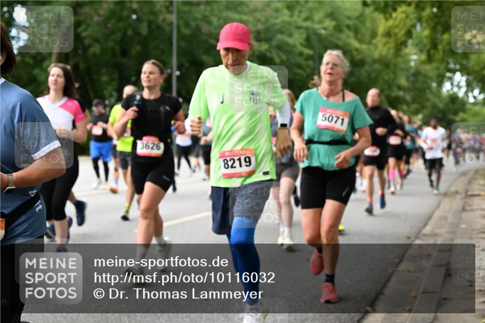 06.09.2026 - CURREX Alsterlauf Dr. Thomas Lammeyer http://msf.ph/oto/10116032 06.09.2026 09:12:07 Laufen 3626, 8219, 5071 meine-sportfotos.de