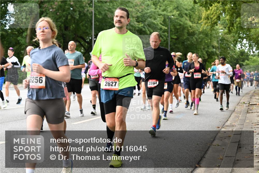 06.09.2026 - CURREX Alsterlauf Dr. Thomas Lammeyer http://msf.ph/oto/10116045 06.09.2026 09:12:09 Laufen 5256, 491, 4042, 2627, 2864, 2, 6443 meine-sportfotos.de