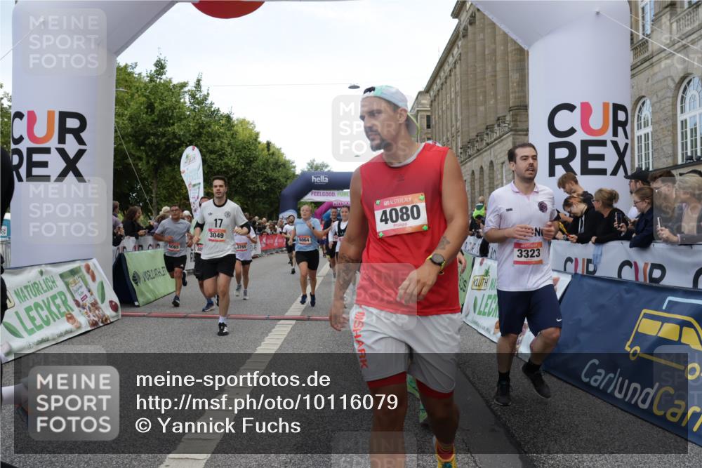 06.09.2026 - CURREX Alsterlauf Yannick Fuchs http://msf.ph/oto/10116079 06.09.2026 09:59:00 Ziel 2060, 2065, 2649, 2981, 3049, 3203, 3313, 3323, 3499, 3517, 3546, 3552, 3765, 4048, 4080, 4081, 4293, 4299, 4605, 4779, 5099, 5100, 5661, 6064, 6065, 6311, 8051, 8206, 8265, 8320 meine-sportfotos.de