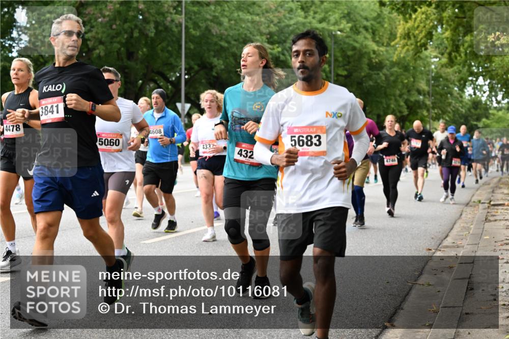06.09.2026 - CURREX Alsterlauf Dr. Thomas Lammeyer http://msf.ph/oto/10116081 06.09.2026 09:12:14 Laufen 4478, 3841, 5060, 4608, 433, 432, 95, 5683, 4746 meine-sportfotos.de