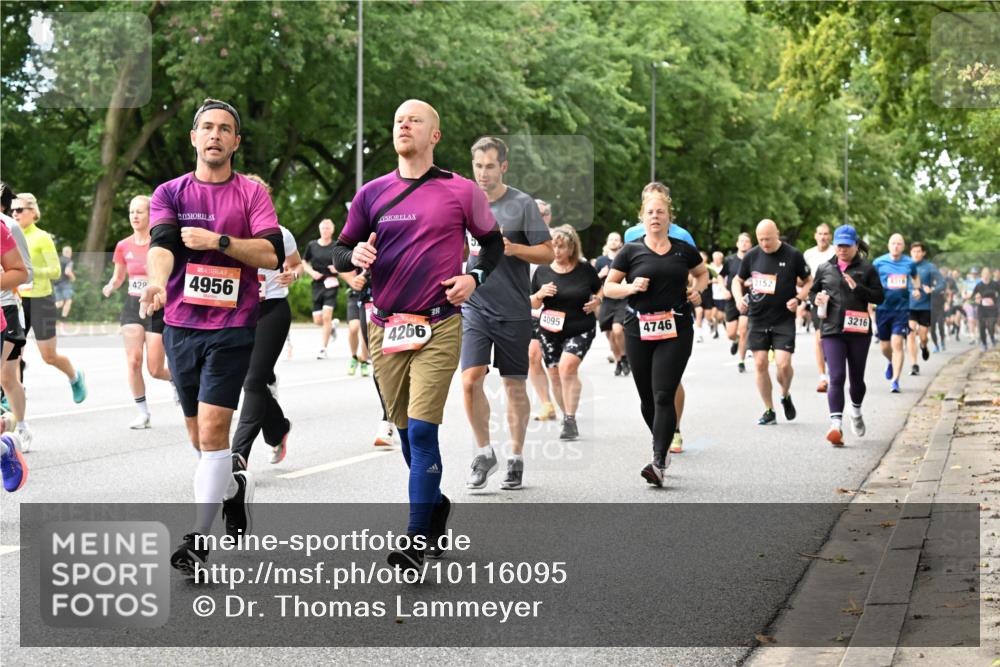 06.09.2026 - CURREX Alsterlauf Dr. Thomas Lammeyer http://msf.ph/oto/10116095 06.09.2026 09:12:16 Laufen 429, 4956, 4266, 3, 4095, 4746, 2152, 3216 meine-sportfotos.de