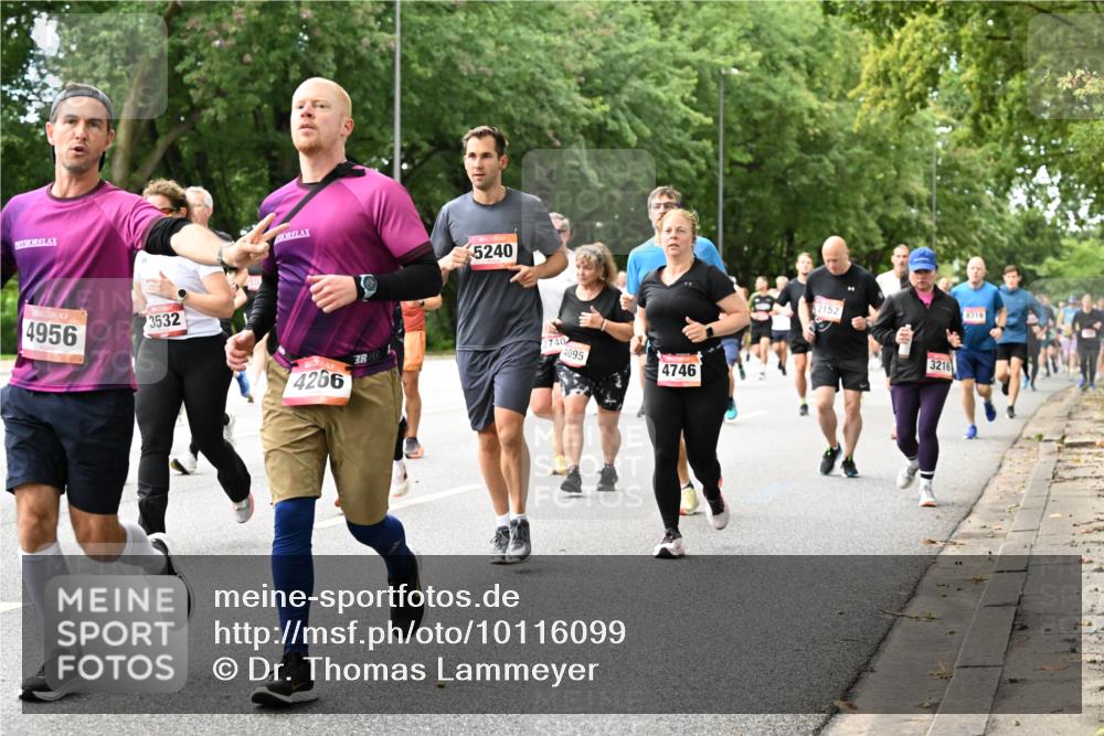 06.09.2026 - CURREX Alsterlauf Dr. Thomas Lammeyer http://msf.ph/oto/10116099 06.09.2026 09:12:16 Laufen 4956, 3532, 4266, 5240, 2740, 4095, 4746, 2152, 3216, 8319 meine-sportfotos.de