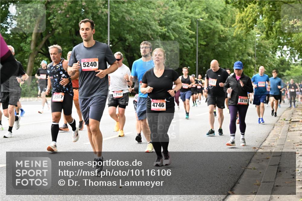 06.09.2026 - CURREX Alsterlauf Dr. Thomas Lammeyer http://msf.ph/oto/10116106 06.09.2026 09:12:17 Laufen 5240, 2740, 40, 3567, 4746, 6257, 2152, 3216, 8319 meine-sportfotos.de