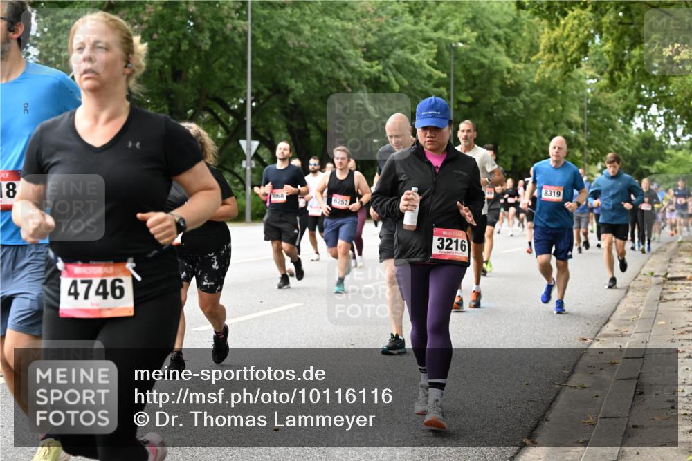 06.09.2026 - CURREX Alsterlauf Dr. Thomas Lammeyer http://msf.ph/oto/10116116 06.09.2026 09:12:19 Laufen 18, 00, 4746, 1068, 6257, 8319, 3216 meine-sportfotos.de