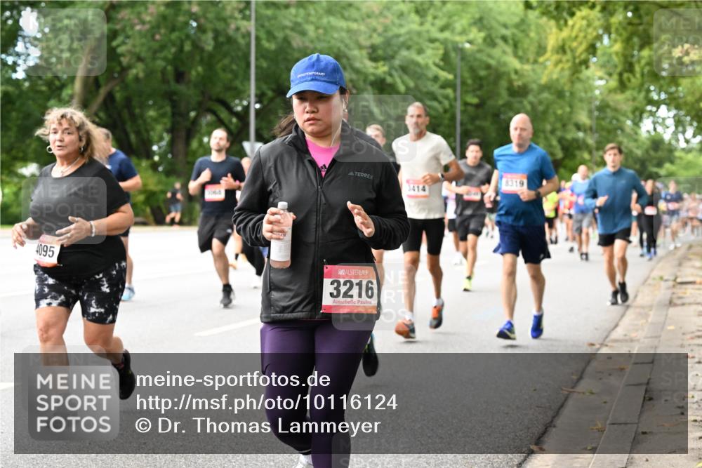 06.09.2026 - CURREX Alsterlauf Dr. Thomas Lammeyer http://msf.ph/oto/10116124 06.09.2026 09:12:20 Laufen 4095, 3216, 8319, 1414 meine-sportfotos.de