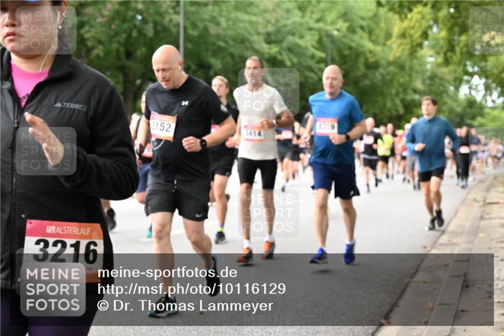 06.09.2026 - CURREX Alsterlauf Dr. Thomas Lammeyer http://msf.ph/oto/10116129 06.09.2026 09:12:20 Laufen 3216, 8319, 2152 meine-sportfotos.de