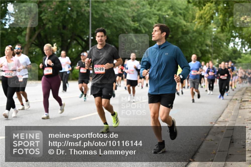 06.09.2026 - CURREX Alsterlauf Dr. Thomas Lammeyer http://msf.ph/oto/10116144 06.09.2026 09:12:22 Laufen 963, 5249, 4562 meine-sportfotos.de