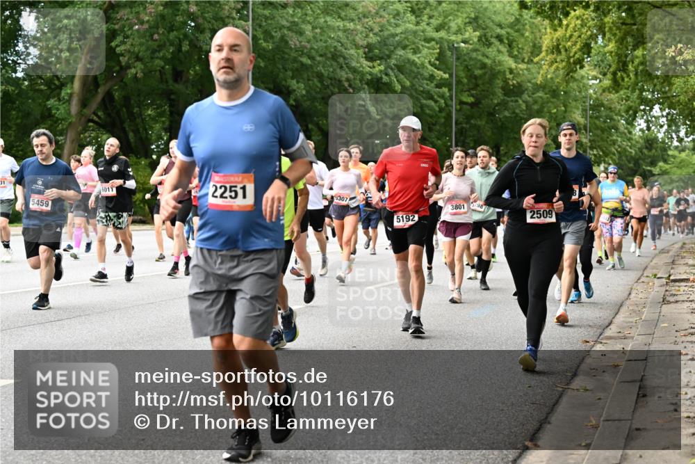 06.09.2026 - CURREX Alsterlauf Dr. Thomas Lammeyer http://msf.ph/oto/10116176 06.09.2026 09:12:27 Laufen 31, 5459, 6011, 2251, 307, 5192, 3801, 298, 2509 meine-sportfotos.de