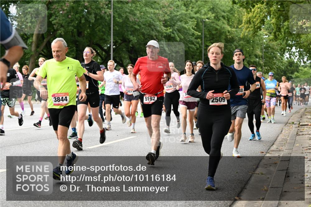 06.09.2026 - CURREX Alsterlauf Dr. Thomas Lammeyer http://msf.ph/oto/10116184 06.09.2026 09:12:27 Laufen 461, 307, 3844, 5192, 4256, 38, 88, 2509, 34, 403 meine-sportfotos.de