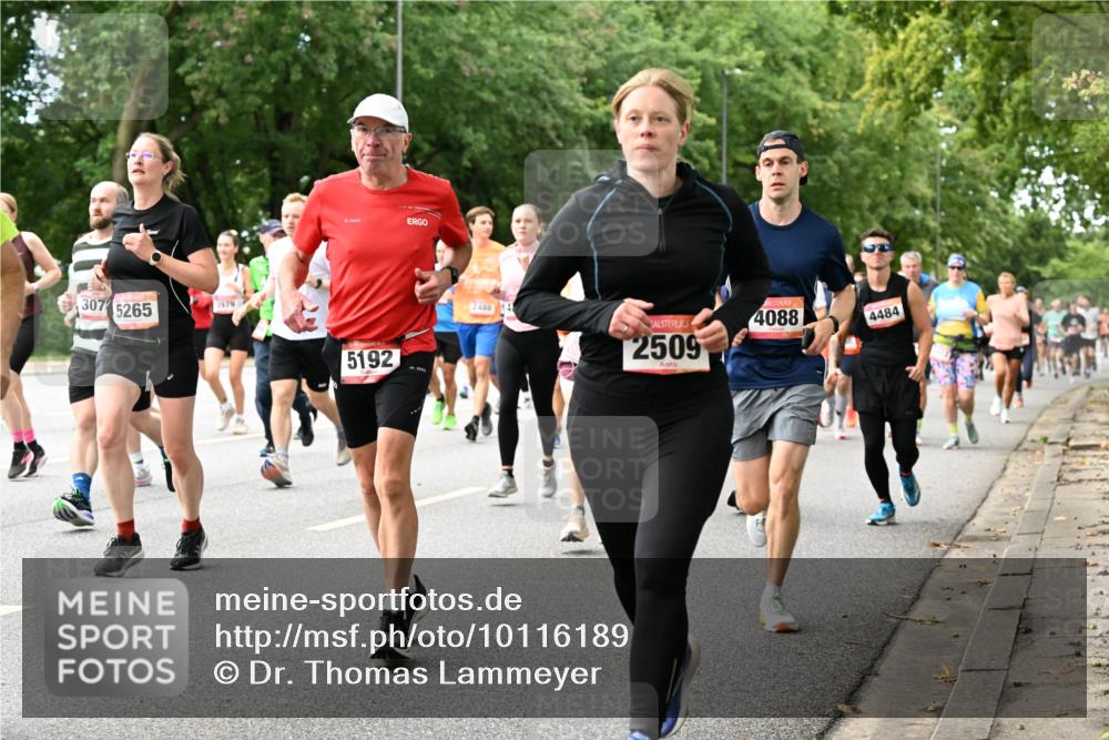 06.09.2026 - CURREX Alsterlauf Dr. Thomas Lammeyer http://msf.ph/oto/10116189 06.09.2026 09:12:28 Laufen 307, 5265, 3979, 5192, 2488, 41, 2509, 4088, 4484 meine-sportfotos.de