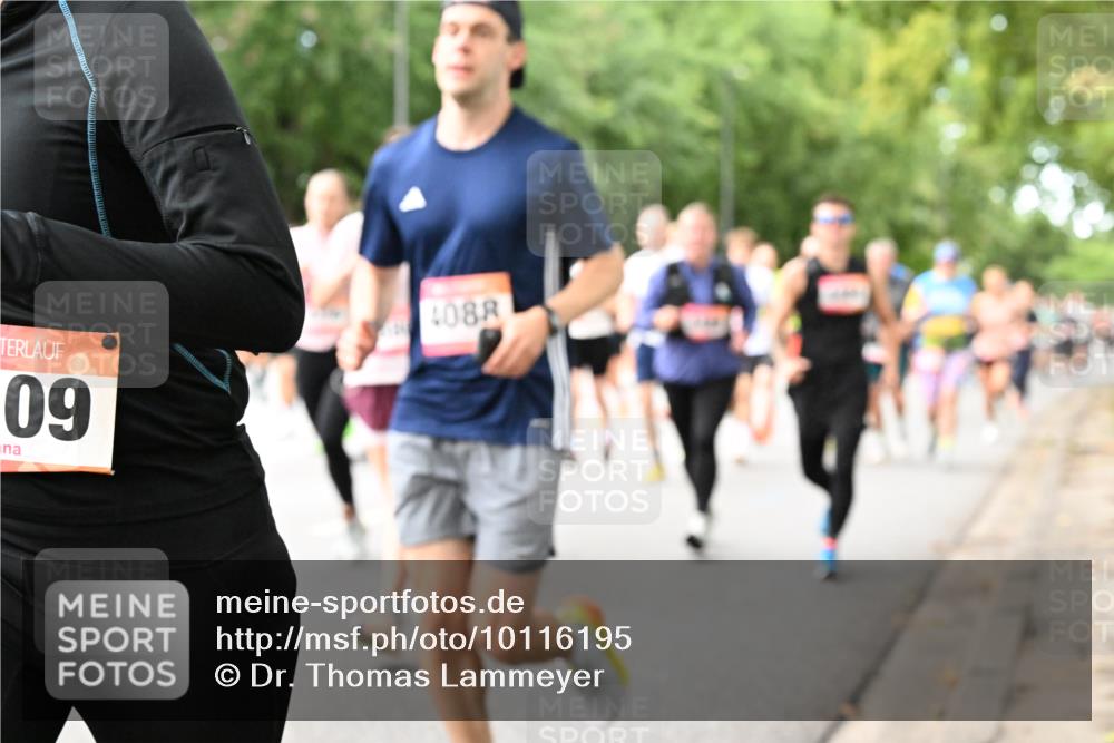 06.09.2026 - CURREX Alsterlauf Dr. Thomas Lammeyer http://msf.ph/oto/10116195 06.09.2026 09:12:29 Laufen 09, 4088 meine-sportfotos.de