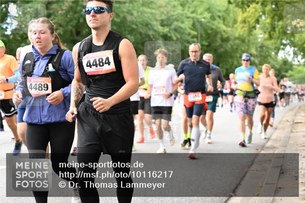 06.09.2026 - CURREX Alsterlauf Dr. Thomas Lammeyer http://msf.ph/oto/10116217 06.09.2026 09:12:32 Laufen 4489, 4484, 4551, 5856 meine-sportfotos.de