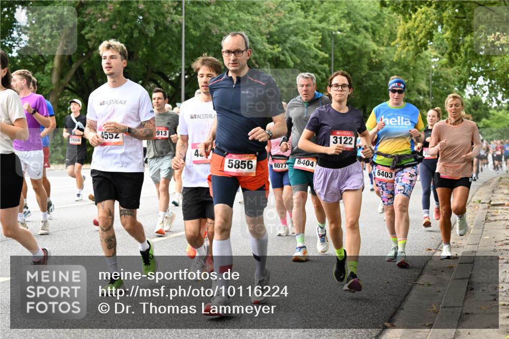 06.09.2026 - CURREX Alsterlauf Dr. Thomas Lammeyer http://msf.ph/oto/10116224 06.09.2026 09:12:33 Laufen 2660, 4552, 913, 4, 6404, 5856, 8077, 3122, 6403, 30 meine-sportfotos.de