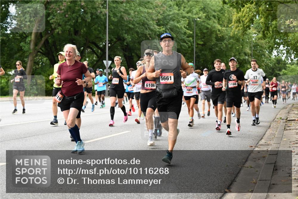 06.09.2026 - CURREX Alsterlauf Dr. Thomas Lammeyer http://msf.ph/oto/10116268 06.09.2026 09:12:39 Laufen 055, 19, 1273, 3584, 4916, 6106, 5661, 17, 4925, 5, 5166, 3049, 3687 meine-sportfotos.de