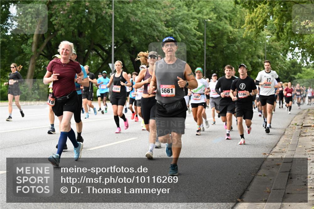 06.09.2026 - CURREX Alsterlauf Dr. Thomas Lammeyer http://msf.ph/oto/10116269 06.09.2026 09:12:39 Laufen 19, 3584, 196, 5523, 5661, 492, 07, 3687, 516, 17, 3049 meine-sportfotos.de