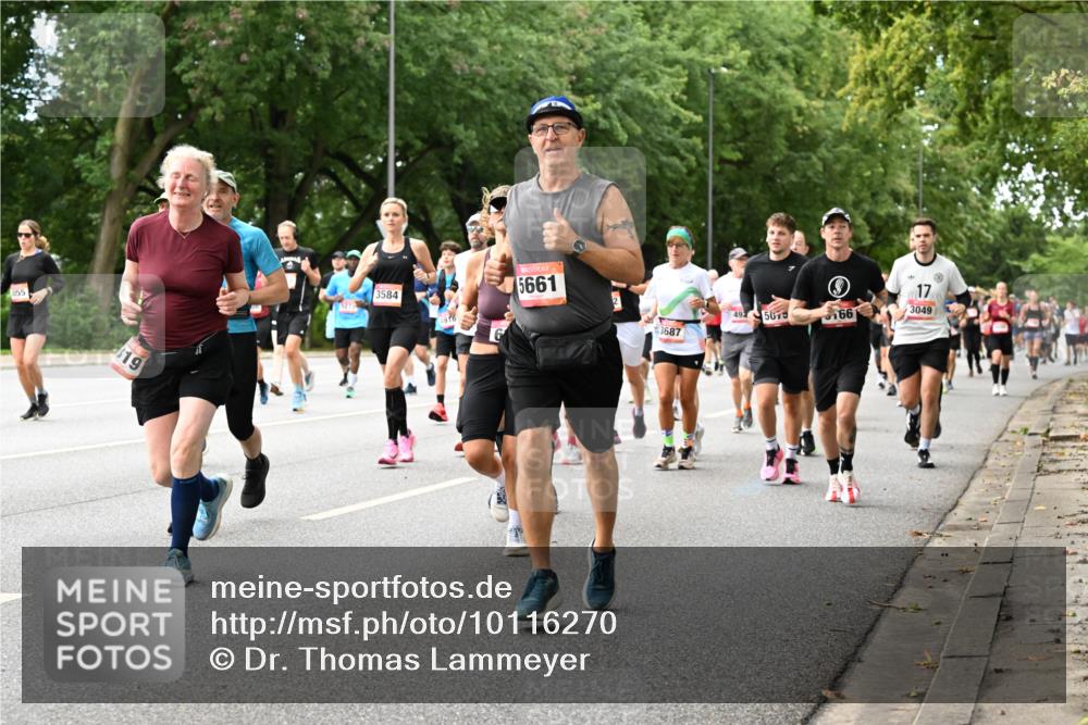 06.09.2026 - CURREX Alsterlauf Dr. Thomas Lammeyer http://msf.ph/oto/10116270 06.09.2026 09:12:39 Laufen 055, 19, 3584, 5661, 492, 3687, 5075, 166, 17, 3049 meine-sportfotos.de