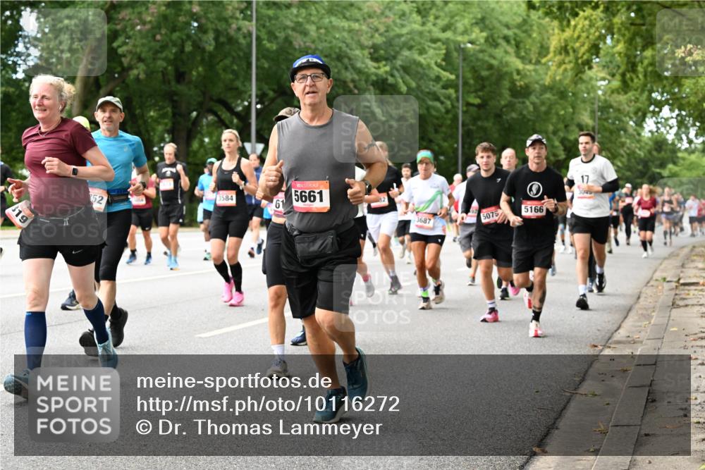 06.09.2026 - CURREX Alsterlauf Dr. Thomas Lammeyer http://msf.ph/oto/10116272 06.09.2026 09:12:39 Laufen 19, 52, 3584, 61, 5661, 3687, 5075, 5166, 17, 30 meine-sportfotos.de