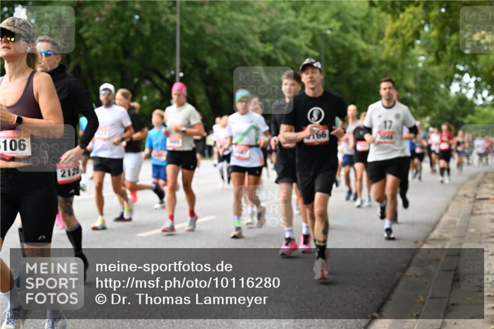 06.09.2026 - CURREX Alsterlauf Dr. Thomas Lammeyer http://msf.ph/oto/10116280 06.09.2026 09:12:40 Laufen 106, 2128, 166, 17 meine-sportfotos.de