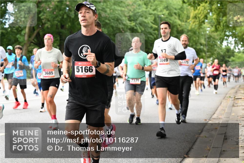06.09.2026 - CURREX Alsterlauf Dr. Thomas Lammeyer http://msf.ph/oto/10116287 06.09.2026 09:12:42 Laufen 3685, 5166, 2375, 17, 3049, 3375 meine-sportfotos.de