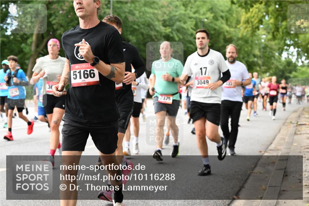 06.09.2026 - CURREX Alsterlauf Dr. Thomas Lammeyer http://msf.ph/oto/10116288 06.09.2026 09:12:42 Laufen 36, 5166, 2375, 17, 3049 meine-sportfotos.de