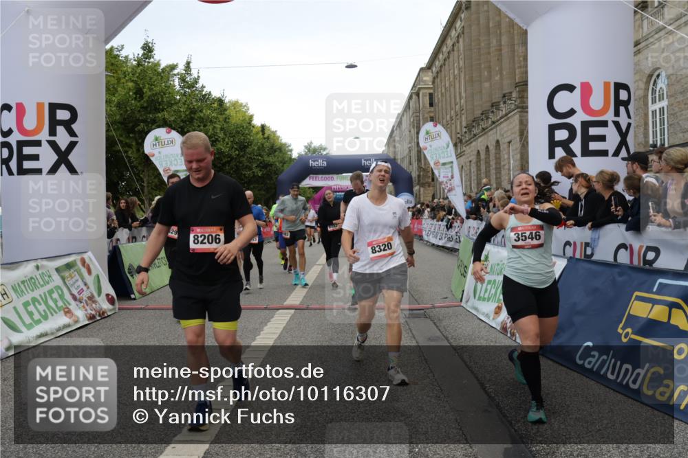 06.09.2026 - CURREX Alsterlauf Yannick Fuchs http://msf.ph/oto/10116307 06.09.2026 09:59:05 Ziel 2060, 2618, 2627, 2649, 2981, 3049, 3203, 3323, 3425, 3499, 3517, 3546, 3552, 3765, 3871, 4048, 4293, 4605, 4779, 4814, 4953, 4990, 5099, 5100, 5801, 6064, 6065, 6082, 6083, 8051, 8206, 8265, 8320 meine-sportfotos.de