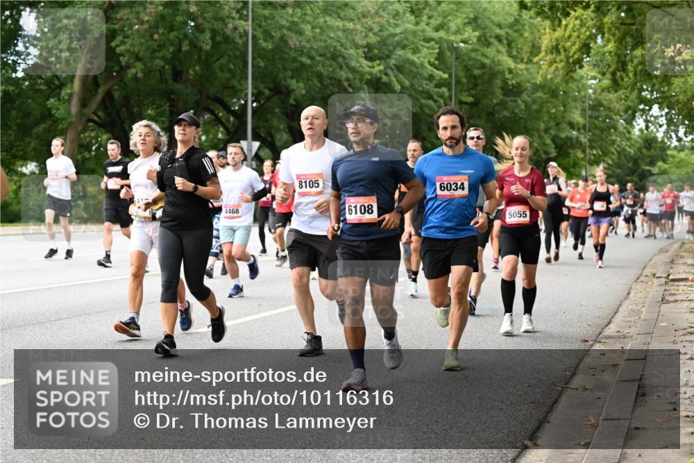 06.09.2026 - CURREX Alsterlauf Dr. Thomas Lammeyer http://msf.ph/oto/10116316 06.09.2026 09:12:45 Laufen 1210, 4468, 8105, 6108, 6034, 5055 meine-sportfotos.de