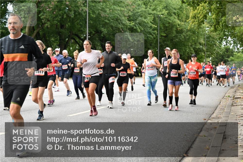 06.09.2026 - CURREX Alsterlauf Dr. Thomas Lammeyer http://msf.ph/oto/10116342 06.09.2026 09:12:49 Laufen 2817, 6353, 4488, 741, 26, 4084, 5125, 4345, 43, 3600, 2300 meine-sportfotos.de
