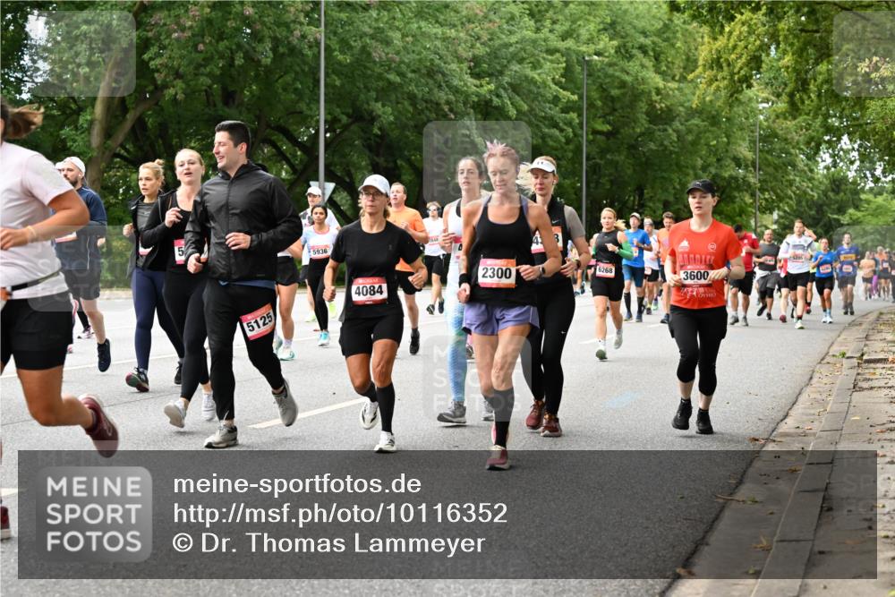 06.09.2026 - CURREX Alsterlauf Dr. Thomas Lammeyer http://msf.ph/oto/10116352 06.09.2026 09:12:50 Laufen 5125, 5936, 4084, 6268, 2300, 3600, 205 meine-sportfotos.de