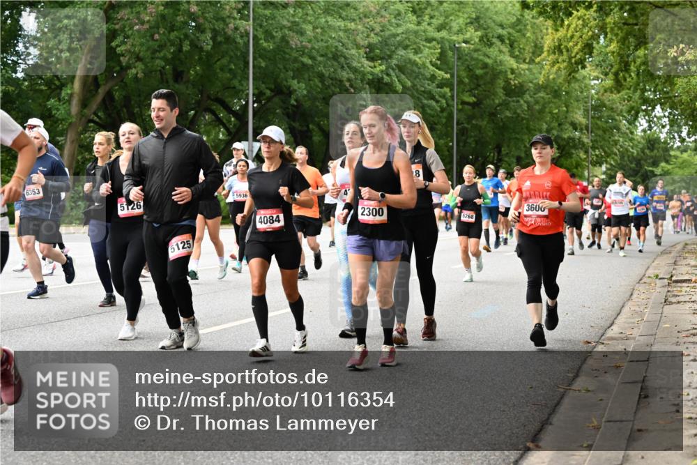 06.09.2026 - CURREX Alsterlauf Dr. Thomas Lammeyer http://msf.ph/oto/10116354 06.09.2026 09:12:50 Laufen 6353, 5126, 5125, 5936, 4084, 2300, 18, 6268, 3600, 3205 meine-sportfotos.de