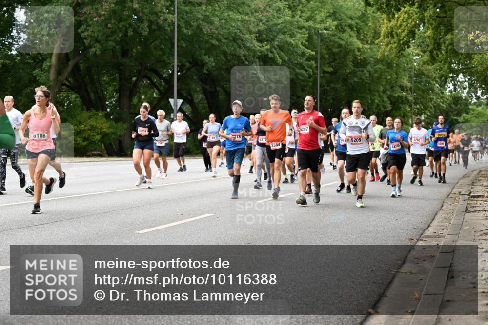 06.09.2026 - CURREX Alsterlauf Dr. Thomas Lammeyer http://msf.ph/oto/10116388 06.09.2026 09:12:55 Laufen 5108, 398, 3562, 445, 278, 4119, 5377, 3384, 5207, 5205, 3295, 3260, 5005 meine-sportfotos.de