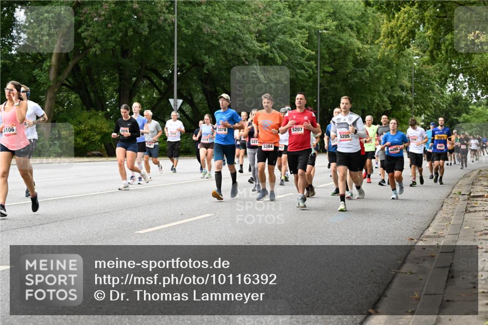 06.09.2026 - CURREX Alsterlauf Dr. Thomas Lammeyer http://msf.ph/oto/10116392 06.09.2026 09:12:55 Laufen 8, 5108, 3958, 3562, 6445, 3378, 5207, 5205, 4119, 537, 3384, 942, 3295, 3260 meine-sportfotos.de