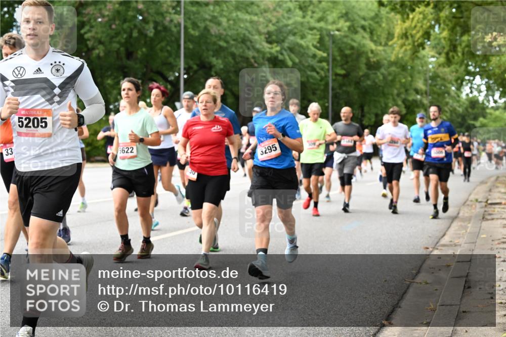 06.09.2026 - CURREX Alsterlauf Dr. Thomas Lammeyer http://msf.ph/oto/10116419 06.09.2026 09:12:58 Laufen 33, 5205, 5622, 30, 3295 meine-sportfotos.de